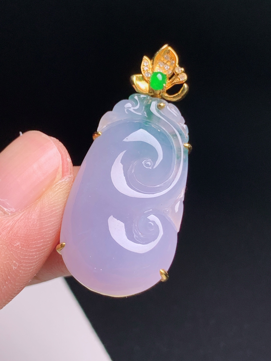冰粉紫如意吊坠，紫润带翠，胶感饱满，顺心如意