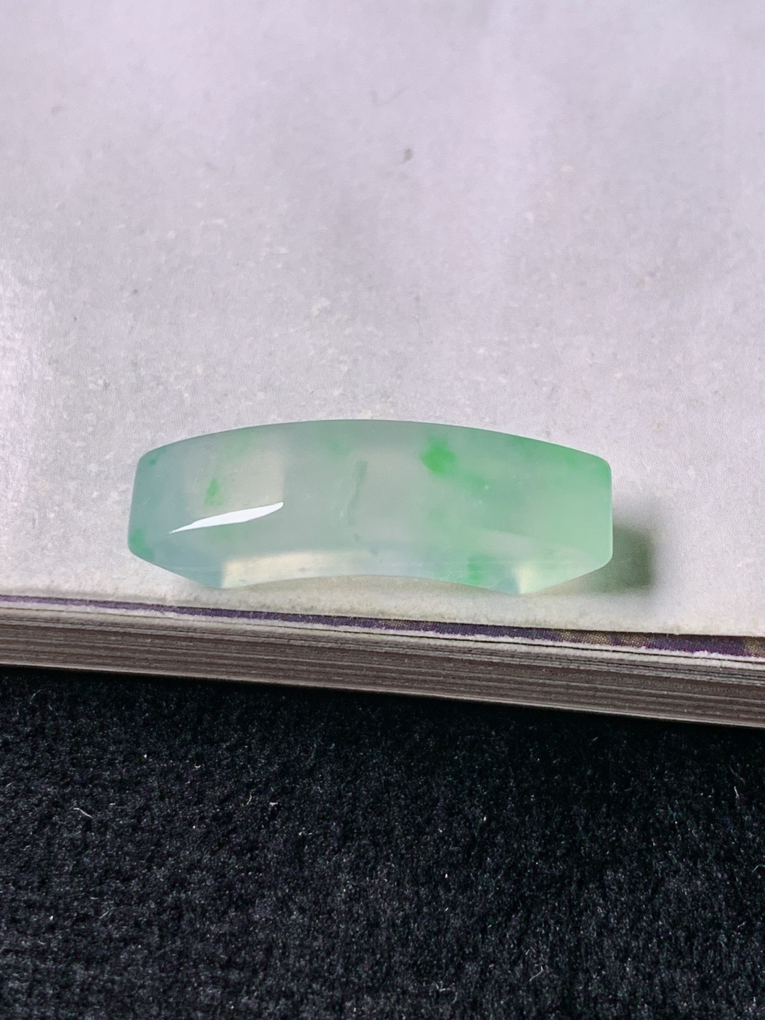 ️飘绿马鞍，色泽浓艳 0808尺寸23.3*5.9*6.9