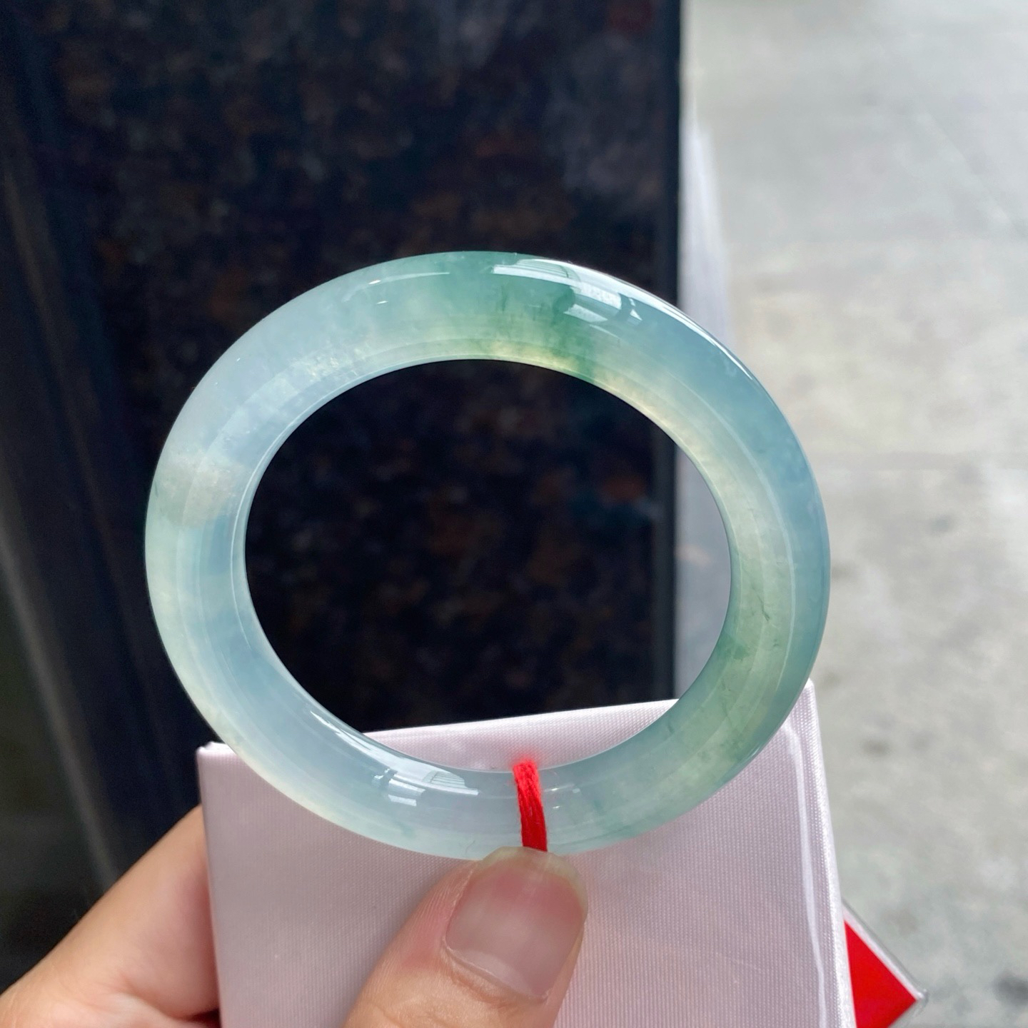 圈口52.5-9.6-9.9     【高冰种飘花圆条手镯】圈口52  53可戴  质地细腻   种水好