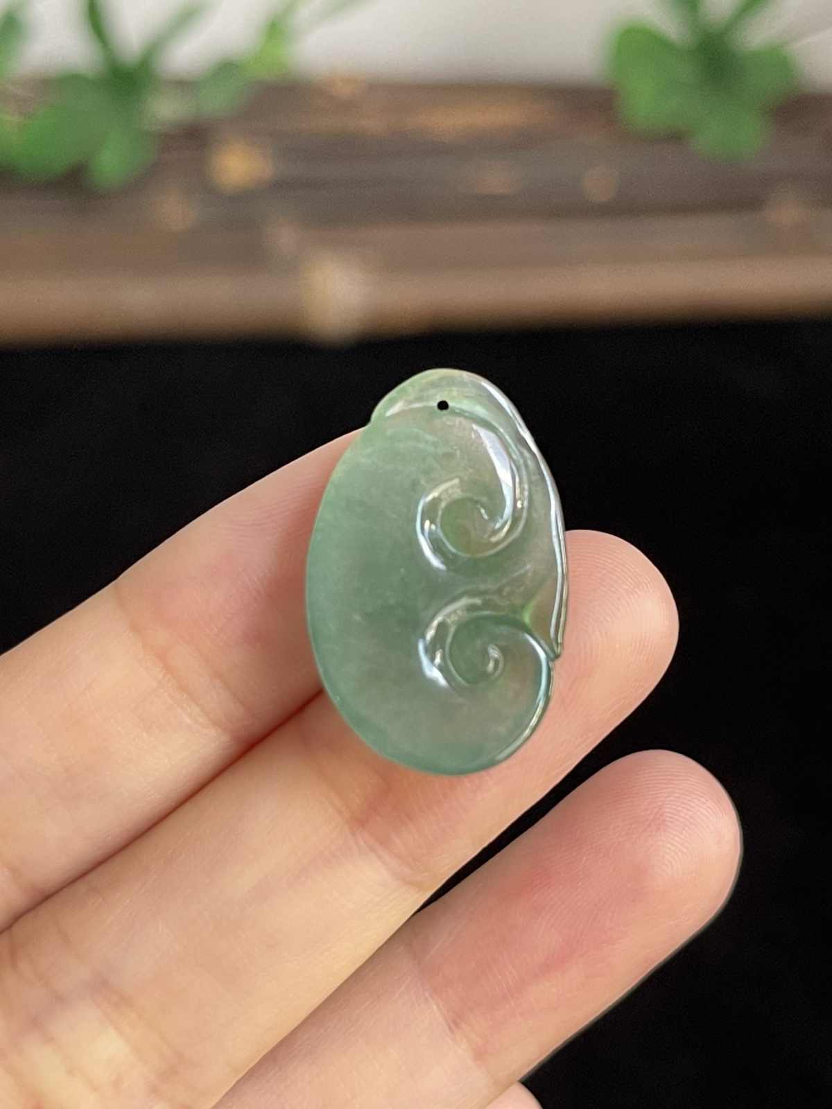 翡翠挂坠