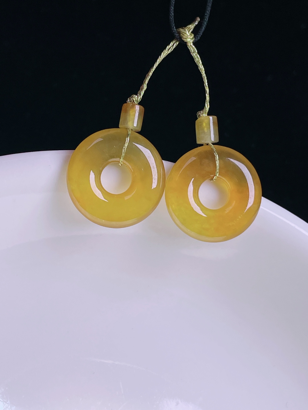 冰黄耳坠，老种起光，细底通透，尺寸：13/2.9mm0809