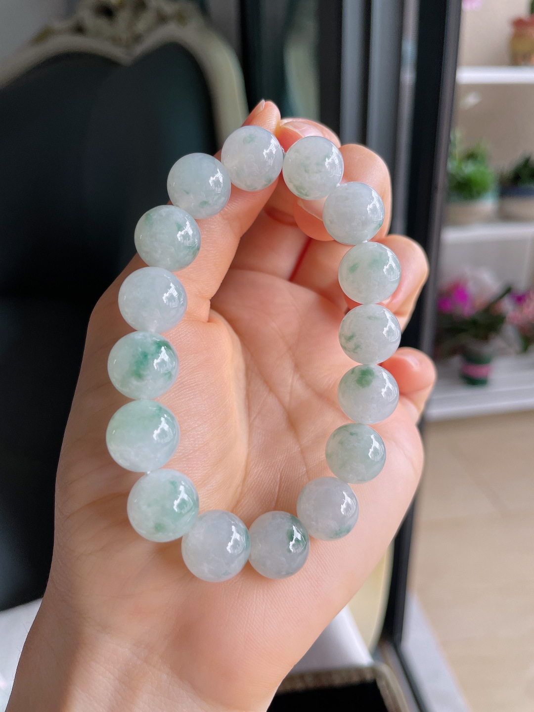 ️，天然翡翠A货，冰飘花手链，尺寸：12mm。【编3737】
