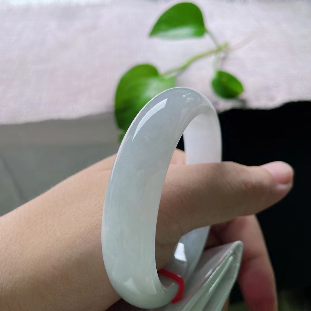 淡绿底正圈，宽版，水润细腻，清新俊逸，贵气，皮纹，ss56853a