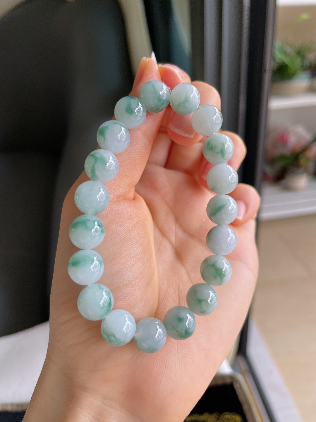 ️，缅甸天然翡翠A货，冰飘花手串，尺寸：10mm。【编4316】