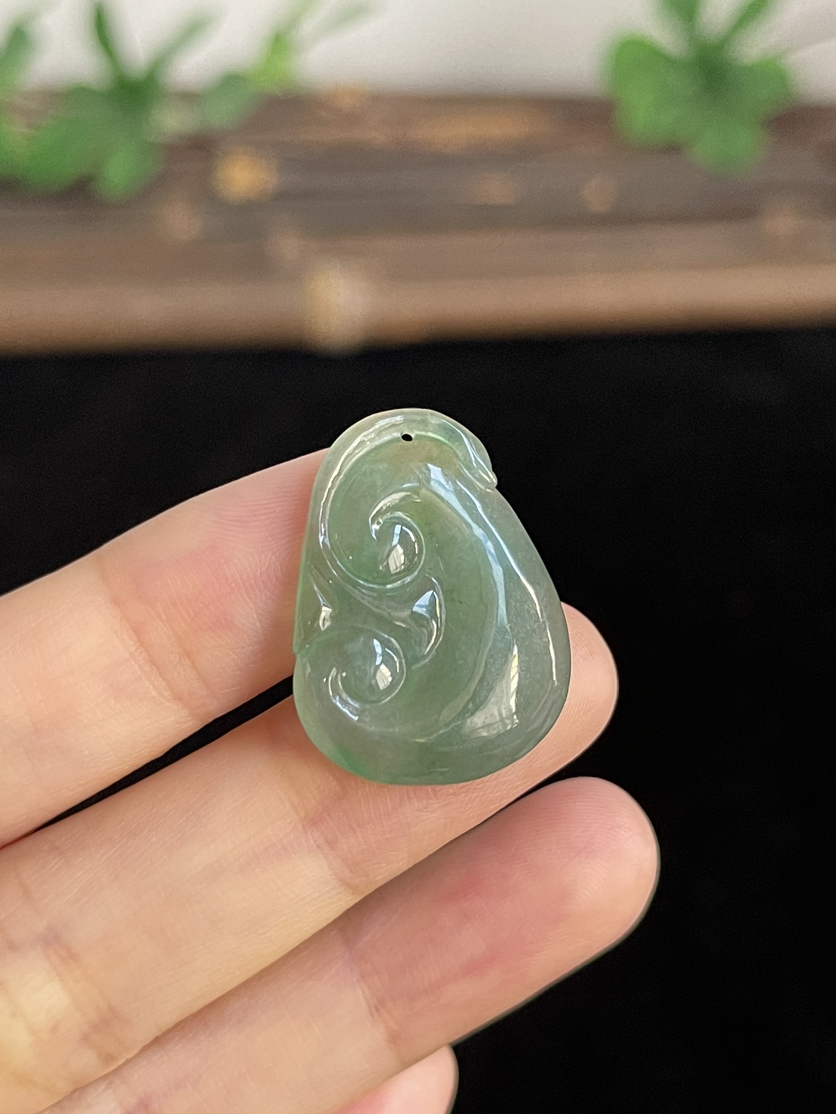 翡翠挂坠