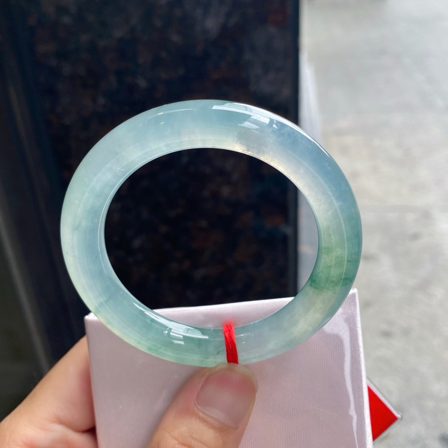圈口52.5-9.6-9.9     【高冰种飘花圆条手镯】圈口52  53可戴  质地细腻   种水好
