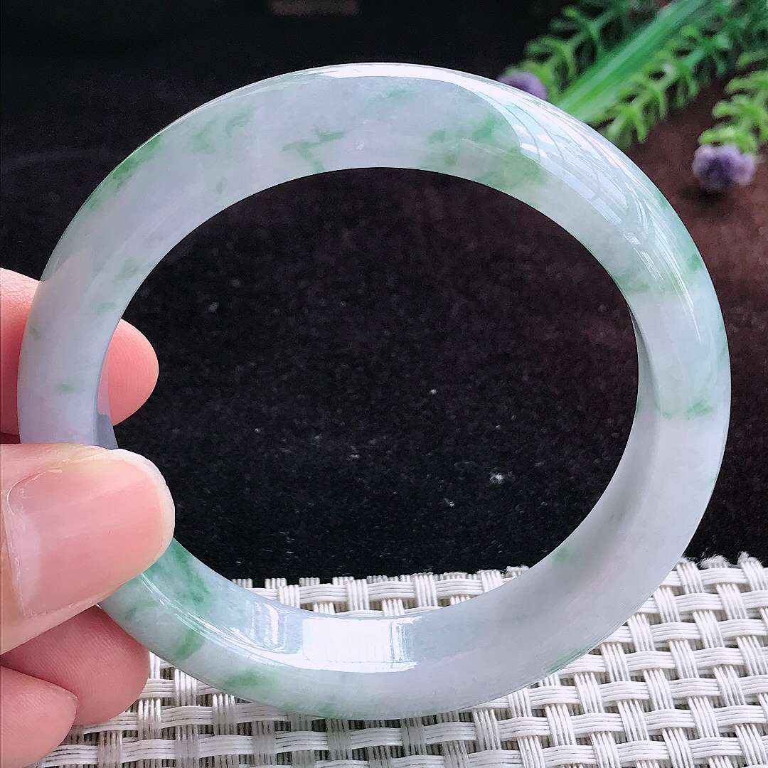 实拍A货翡翠56/12.2/8.5老坑冰润飘花手镯宽边玉镯平安镯百搭