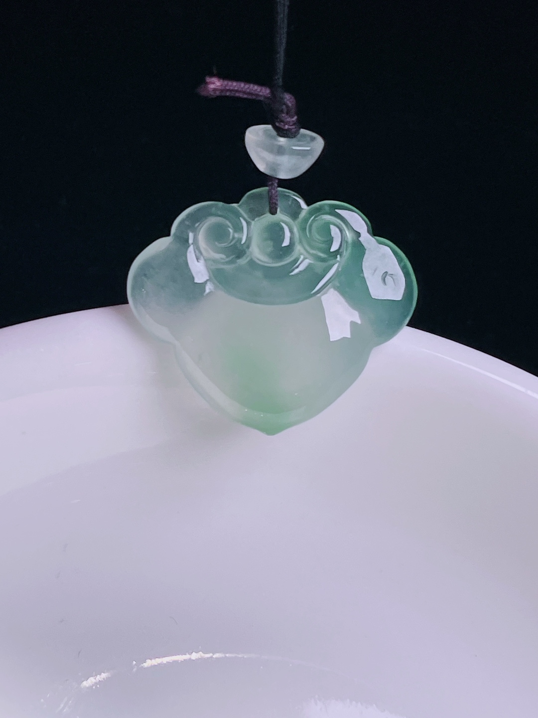 ️高冰如意，老种起光，细底通透，尺寸：18.5/22.4/4mm0809