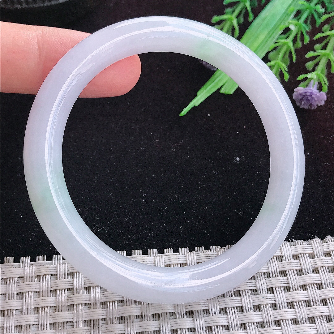 实拍A货翡翠54/9/8.6老坑冰润起胶飘花圆条手镯平安镯百搭