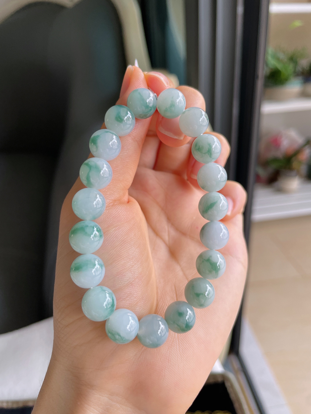 ️，缅甸天然翡翠A货，冰飘花手串，尺寸：10mm。【编4316】