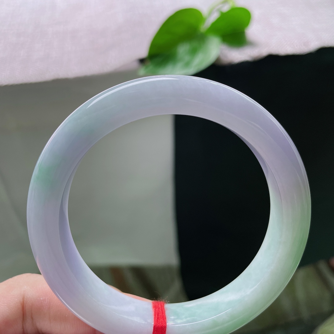 55/11.6/9，春彩正圈，柔光温润，紫翠相伴，温润一镯揽尽春日温柔，有棉线，ss55257a