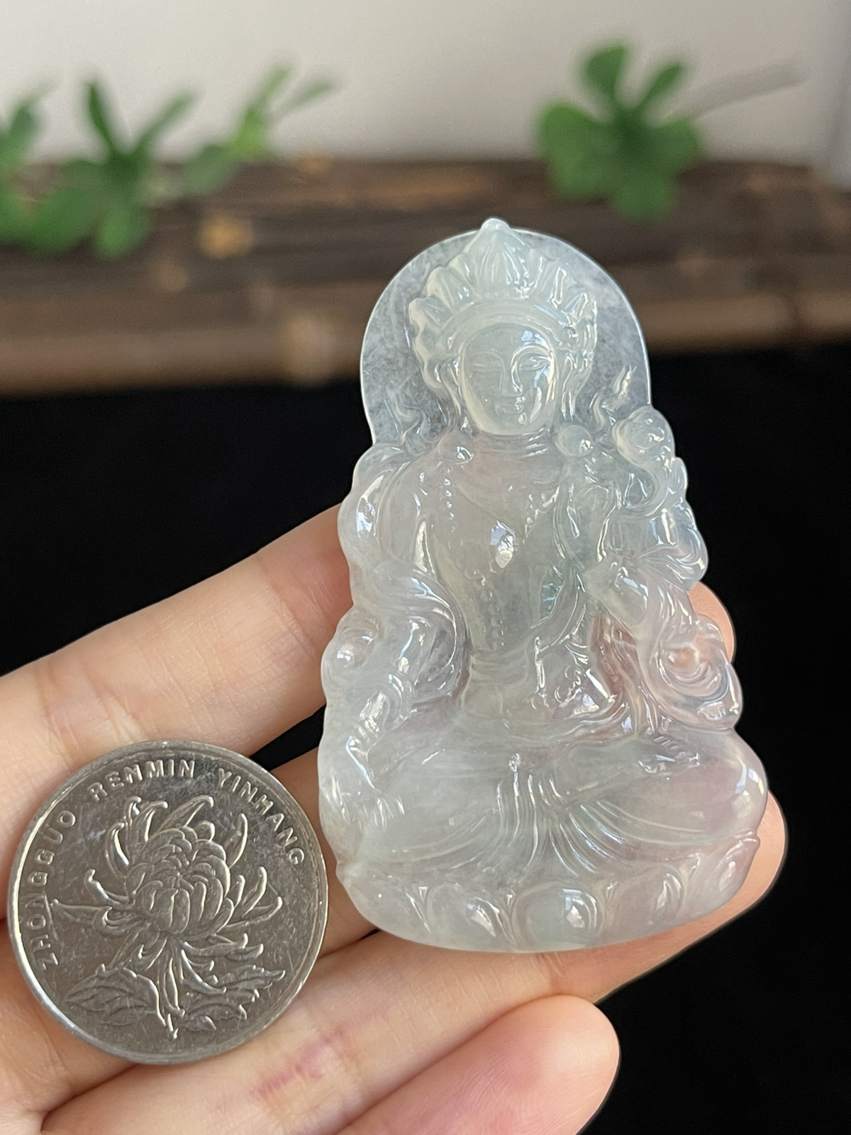 翡翠冰糯种白色吊坠