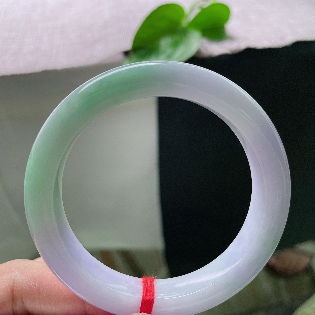 55/11.6/9，春彩正圈，柔光温润，紫翠相伴，温润一镯揽尽春日温柔，有棉线，ss55257a