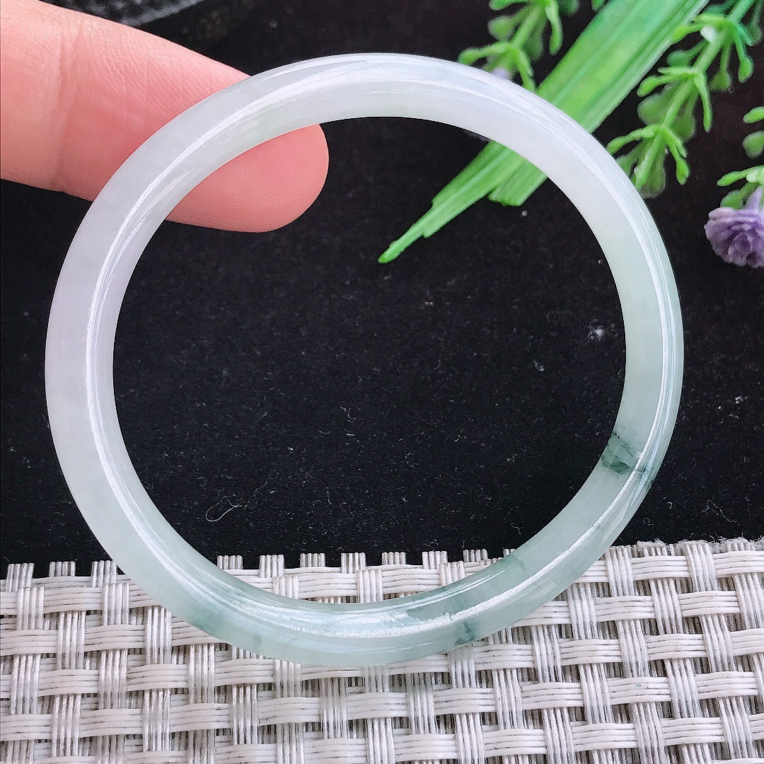 实拍A货翡翠51.5/45/5.7老坑冰透起胶冰飘花贵妃手镯叮当镯美人镯