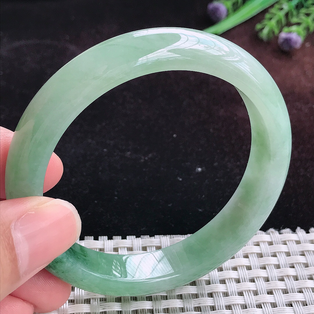实拍A货翡翠56.5/12/7.7老坑冰润起胶飘花手镯宽边玉镯平安镯百搭