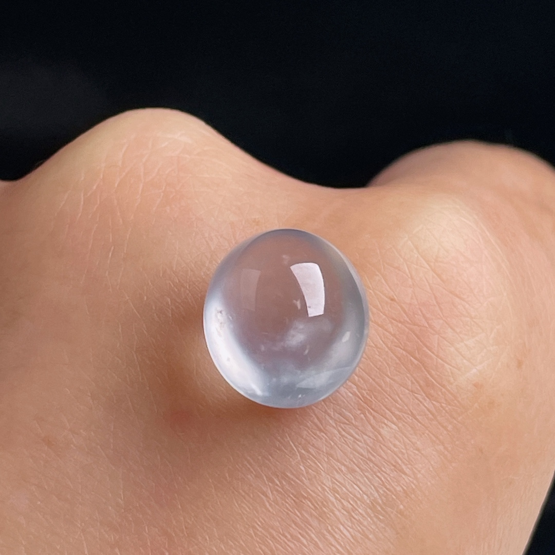 ️高冰蛋面，老种起光，细底通透，尺寸：12.5/11.4/7.7mm0809