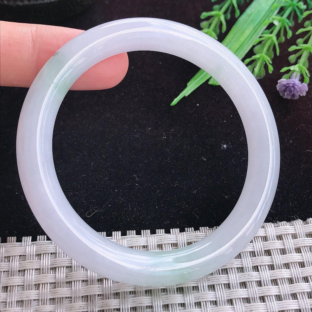 实拍A货翡翠54/9/8.6老坑冰润起胶飘花圆条手镯平安镯百搭