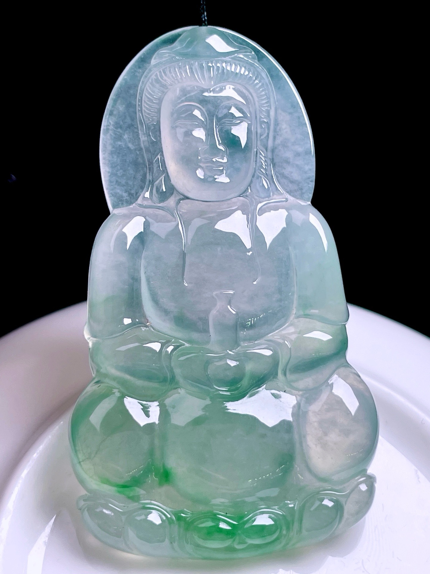 ️ 冰种飘花观音 花色灵动，油润冰胶 尺寸：58/33.6/5.6