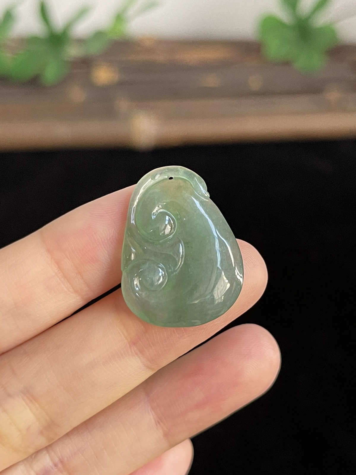 翡翠挂坠