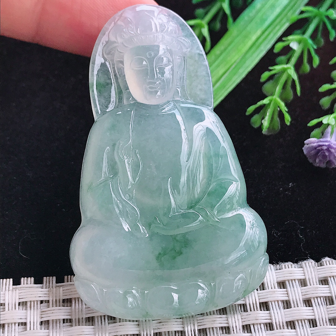 实拍A货翡翠60.5/37.8/6.3老坑冰润起胶冰晴素衣观音吊坠翡翠玉挂件