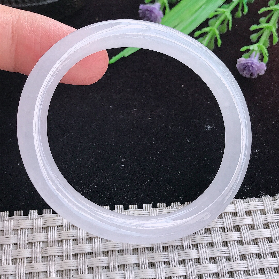 实拍A货翡翠51/45/6.5/7.3小圈口老坑冰透白月光白冰贵妃手镯平安镯百搭