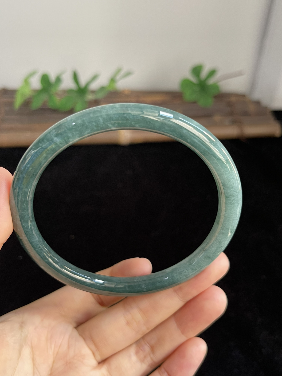 圆镯65圈口，翡翠手镯