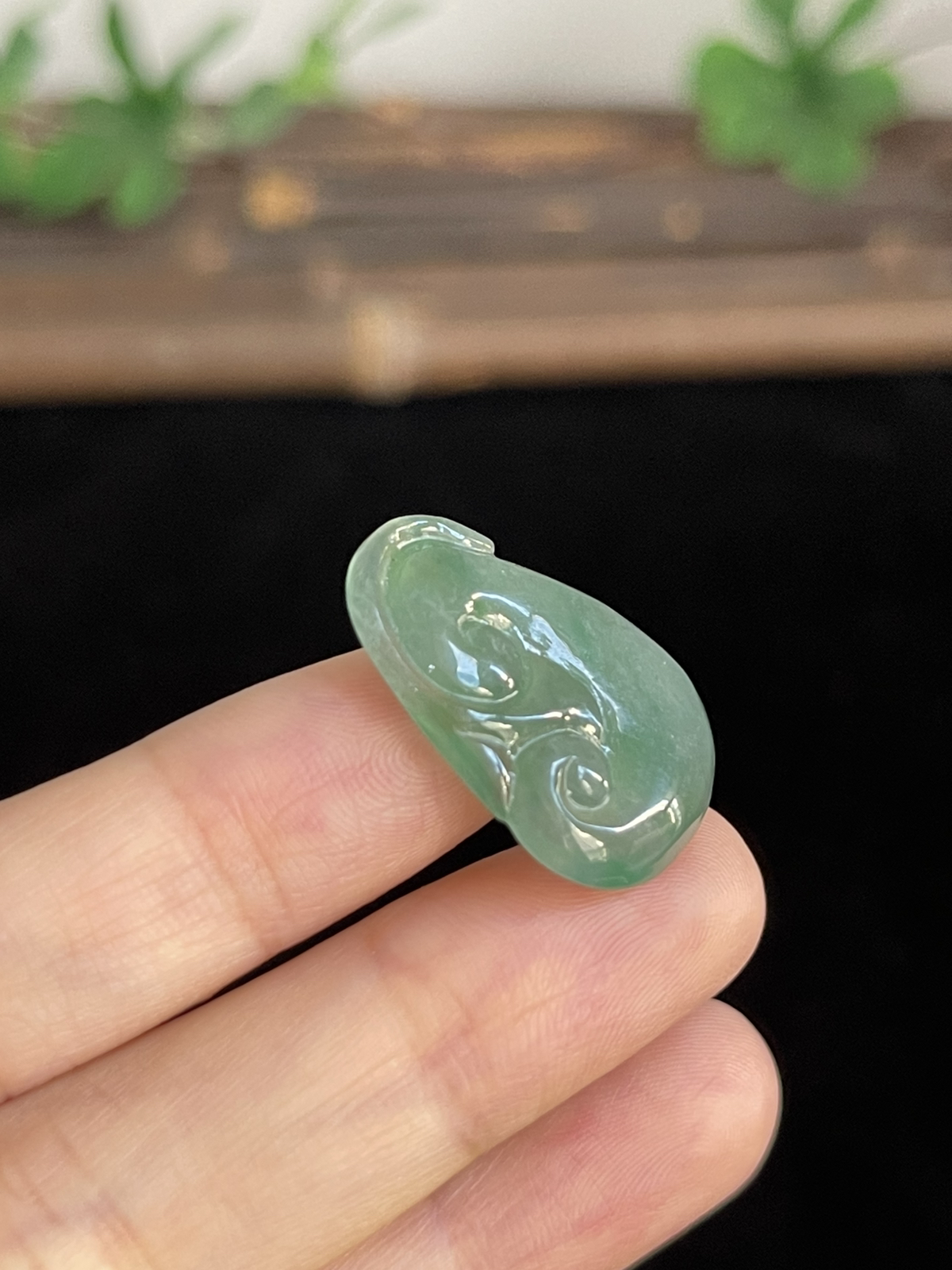 翡翠挂坠