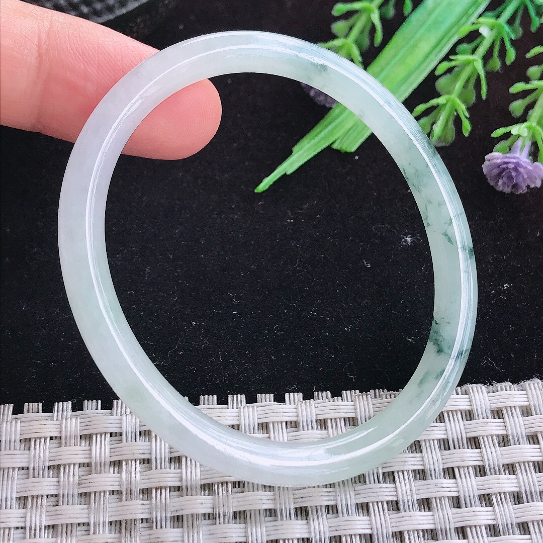 实拍A货翡翠51.5/45/5.7老坑冰透起胶冰飘花贵妃手镯叮当镯美人镯