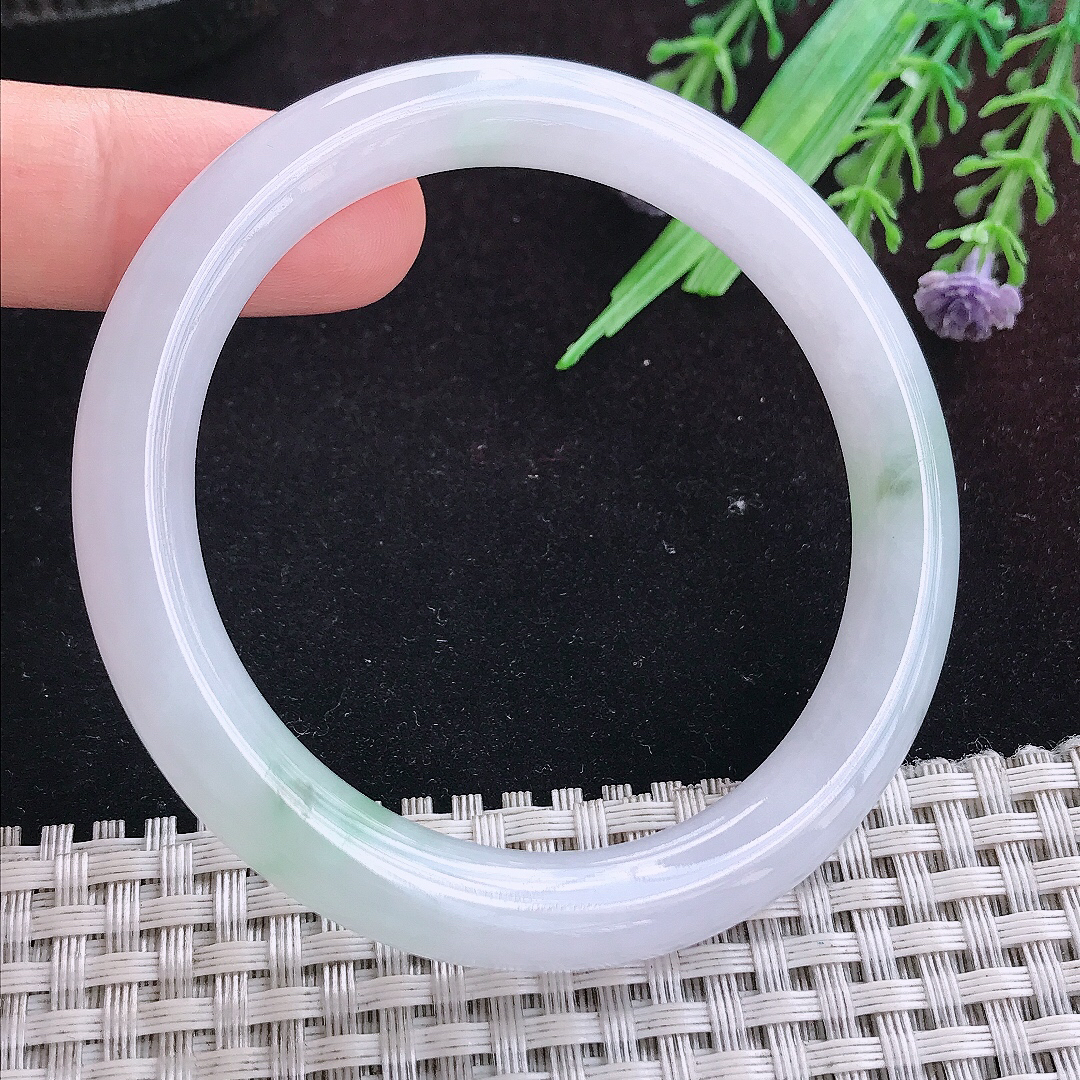 实拍A货翡翠54/9/8.6老坑冰润起胶飘花圆条手镯平安镯百搭