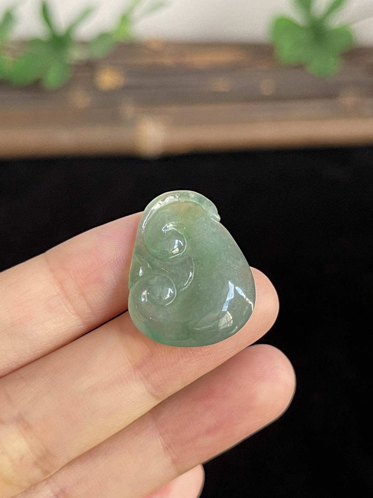 翡翠挂坠