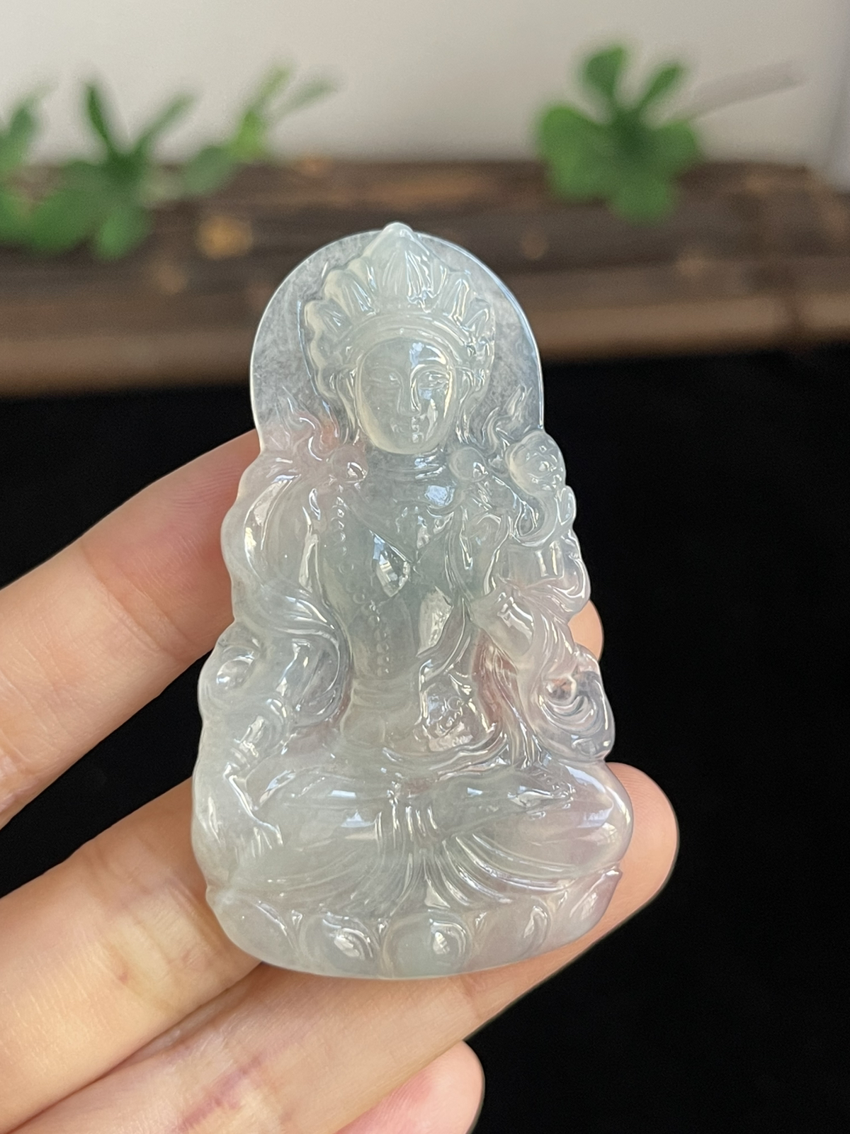 翡翠冰糯种白色吊坠