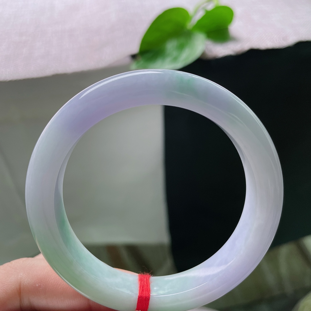 55/11.6/9，春彩正圈，柔光温润，紫翠相伴，温润一镯揽尽春日温柔，有棉线，ss55257a