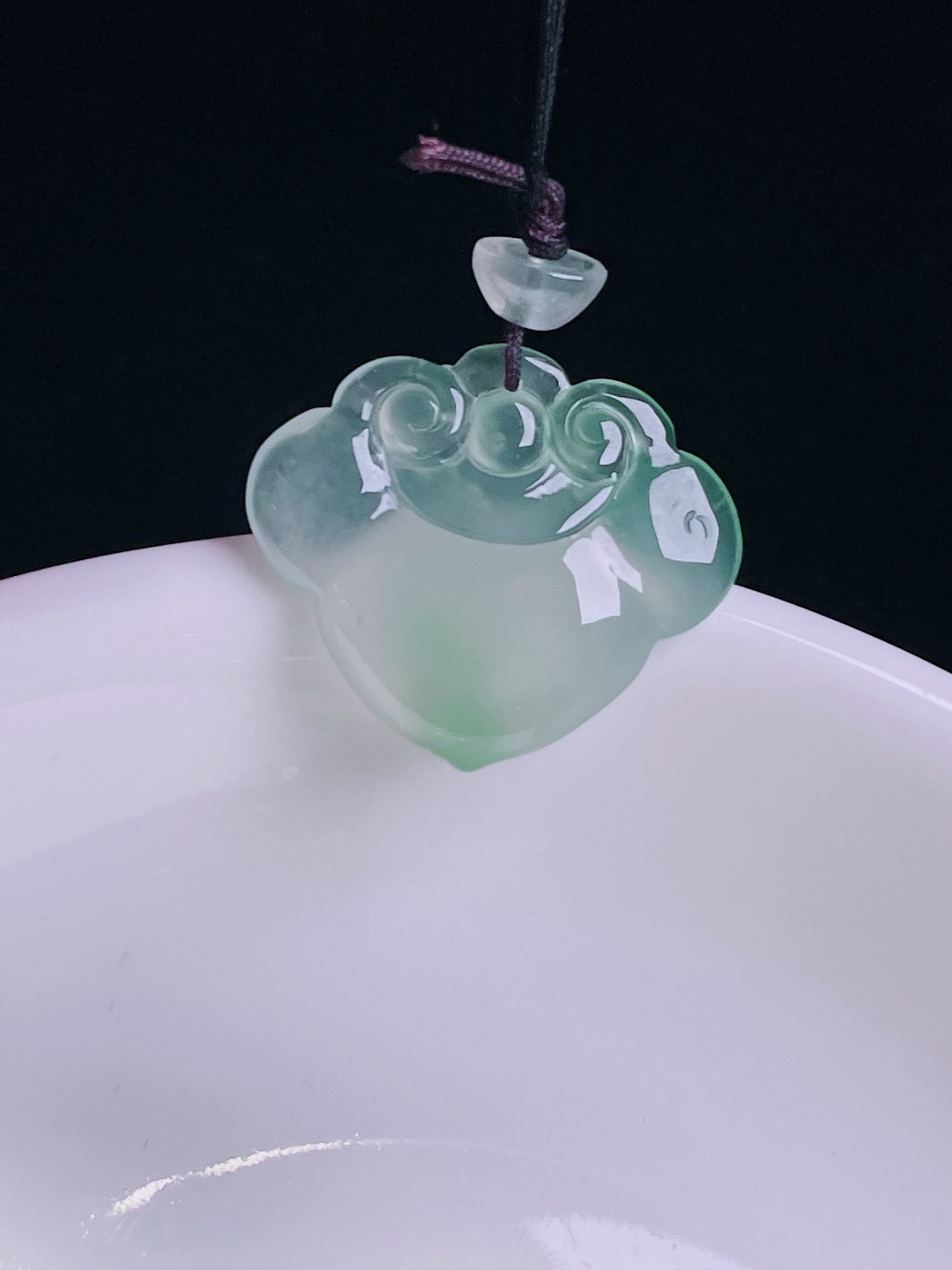 ️高冰如意，老种起光，细底通透，尺寸：18.5/22.4/4mm0809