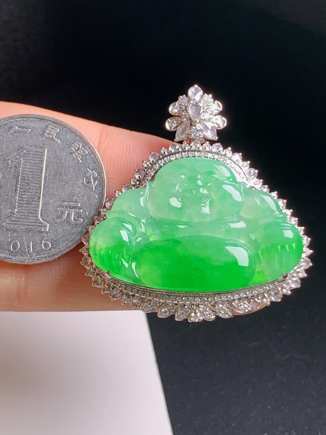️ 冰阳绿佛公吊坠，水润明艳，笑口慈和，福运常伴