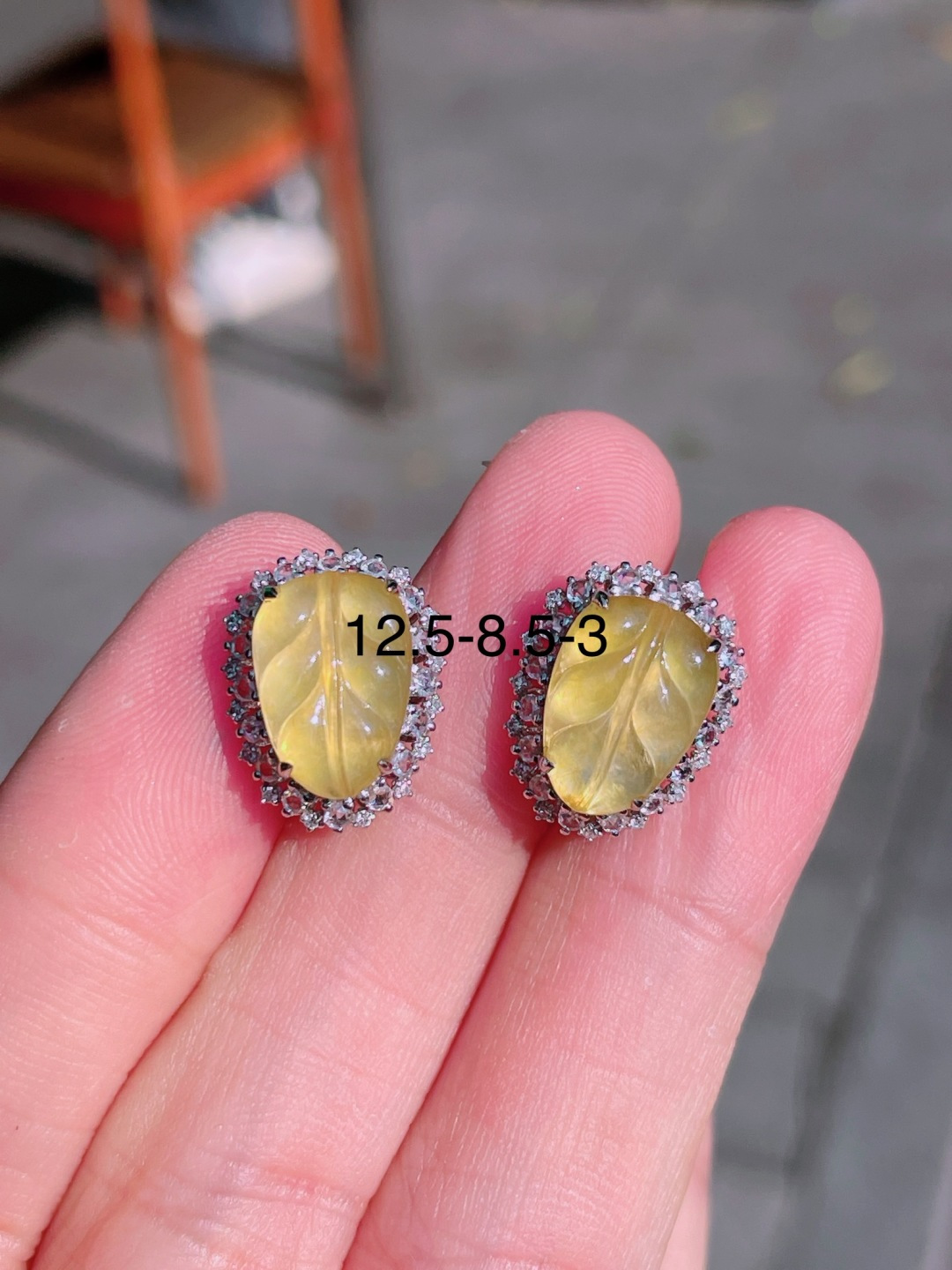 ️高冰黄翡树叶耳钉 晶莹剔透，新颖时尚，品相，1215-8.5-3