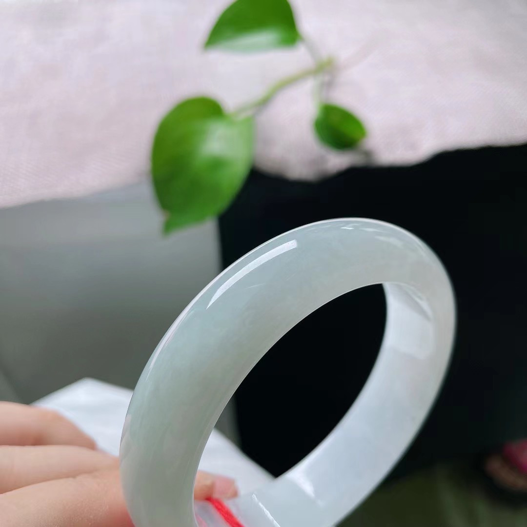 淡绿底正圈，宽版，水润细腻，清新俊逸，贵气，皮纹，ss56853a