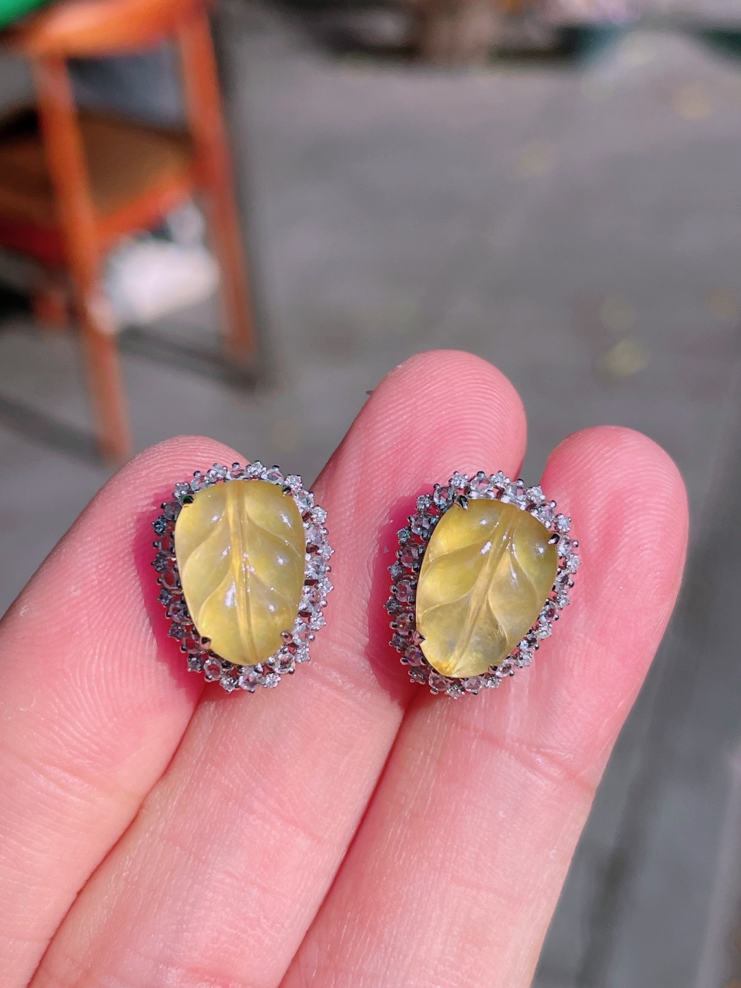 ️高冰黄翡树叶耳钉 晶莹剔透，新颖时尚，品相，1215-8.5-3
