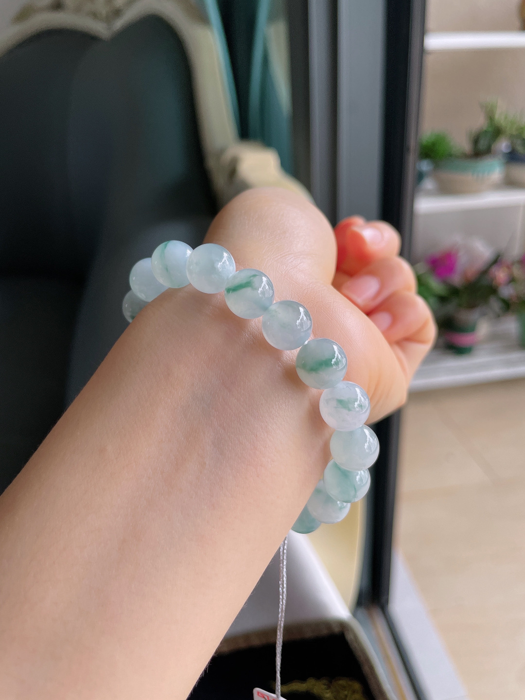 缅甸天然翡翠A货，冰种飘花手链，尺寸：10mm。【编4185】