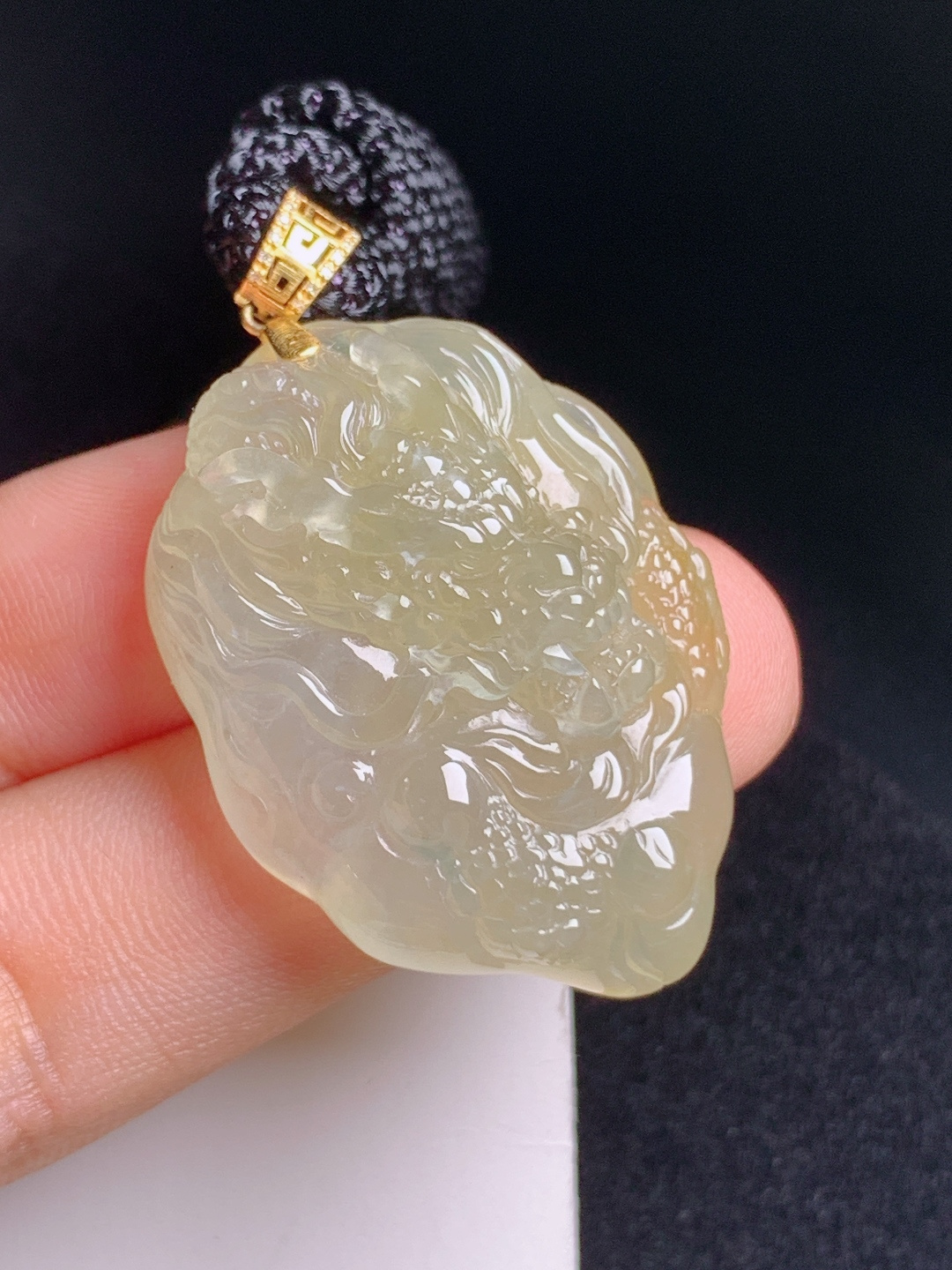 ️ 黄翡龙吊坠，润透起光，雕工立体，招财聚气