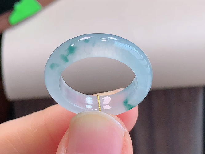 ️ 戒圈，无裂，尺寸17.4-5.2-3.5mm，圈口15，包A附证书3693