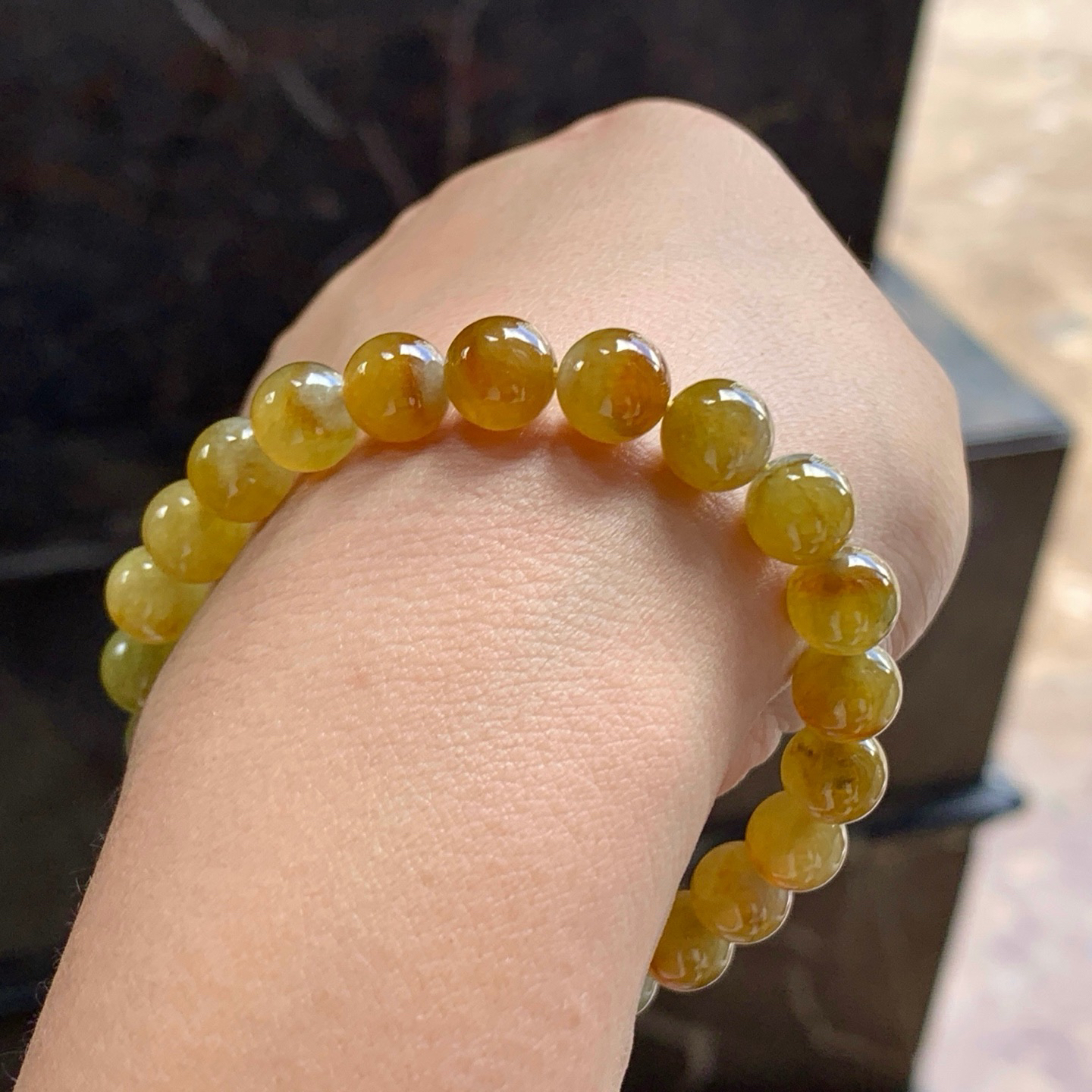 黄翡手串^_^鲜艳 起光