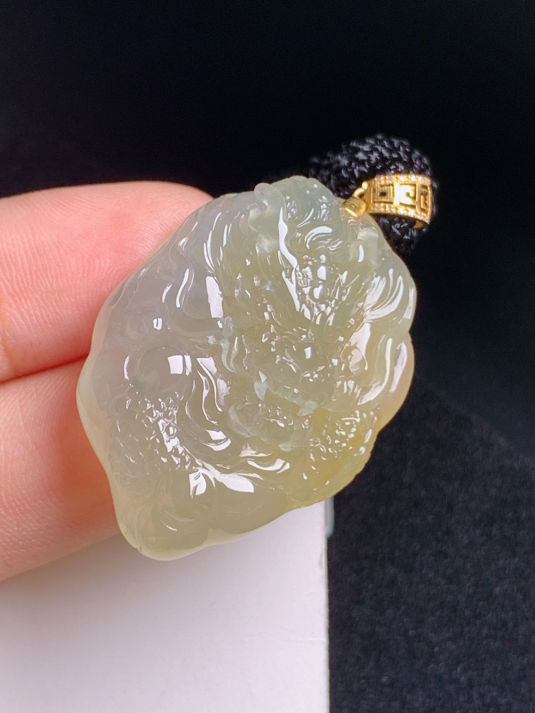 ️ 黄翡龙吊坠，润透起光，雕工立体，招财聚气
