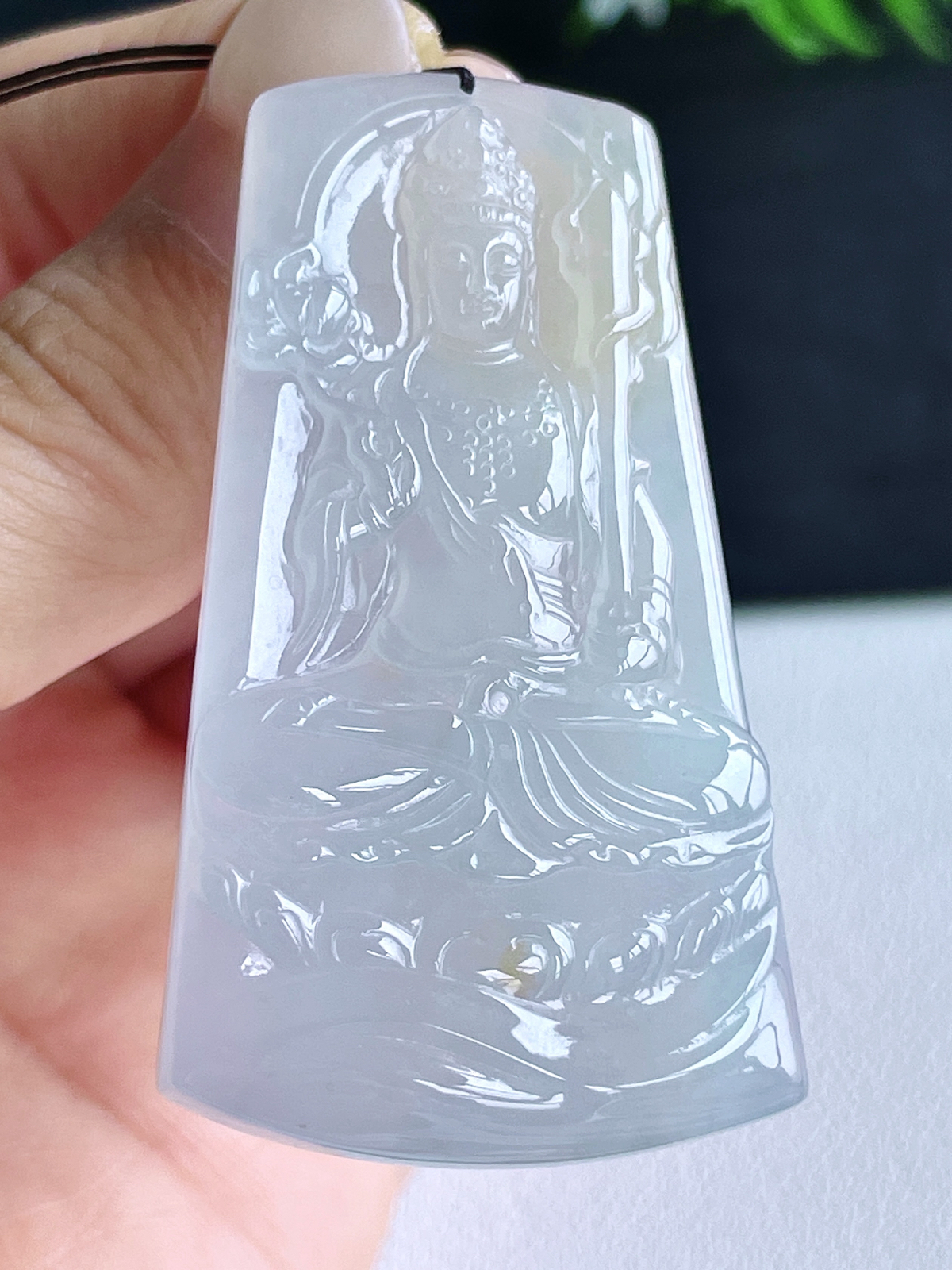 冰飘黄翡虚空藏菩萨牌吊坠
【尺寸】53.7-29.8-5