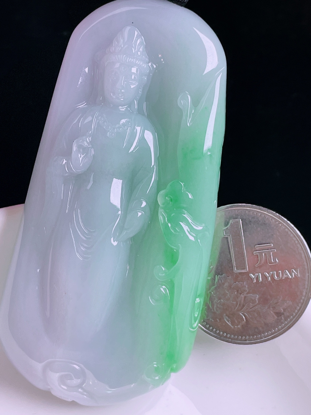 飘绿观音，老种起光，细底通透，尺寸：69/34.3/12.2mm0810