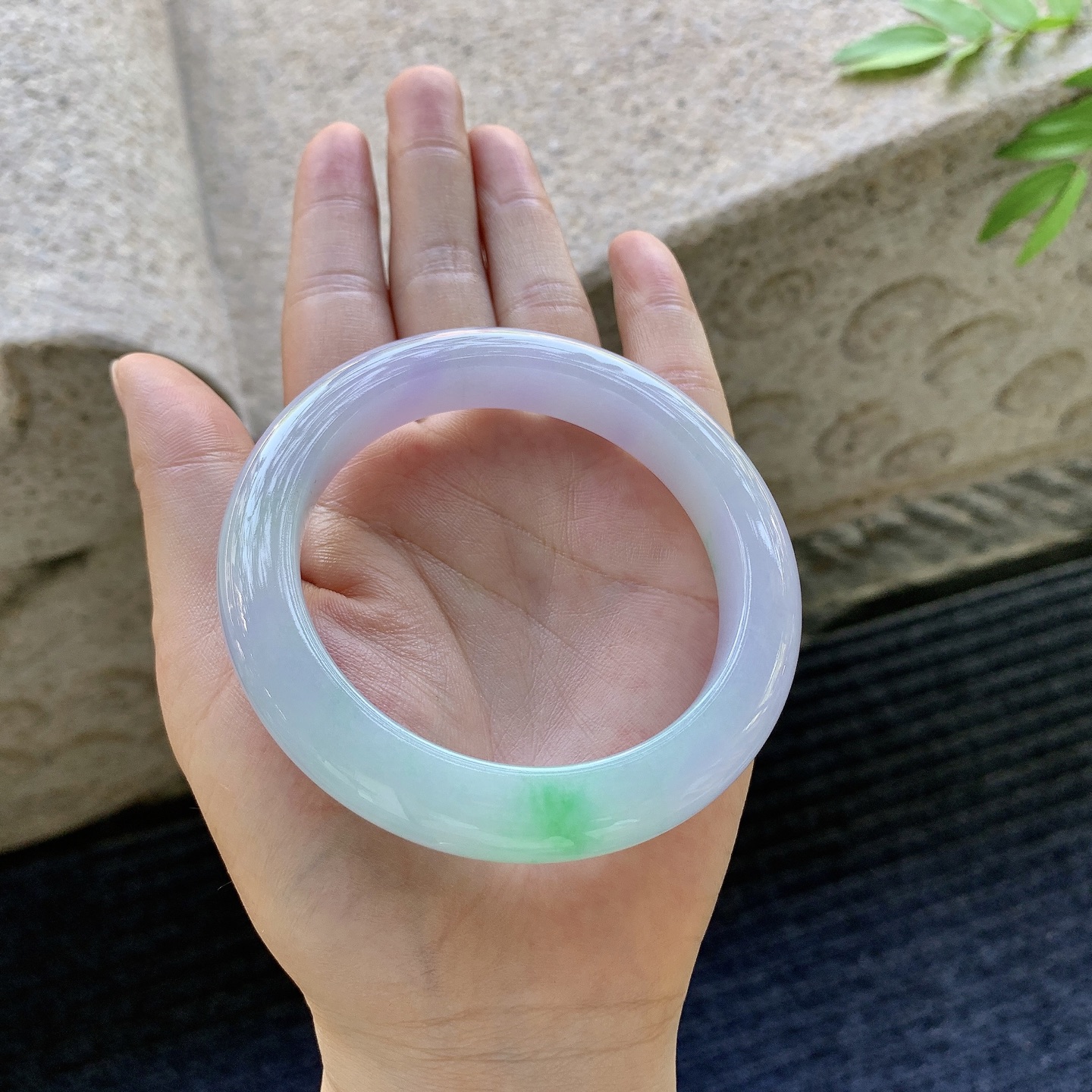正圈57 58，圈口58.7/11.6/10.1，编码G7081124，冰糯春彩，水润，种老，细腻，