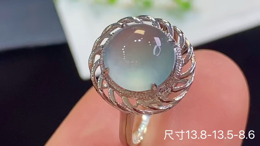 18k金+钻冰种蛋面戒指，无裂，13.8-13.5-8.6