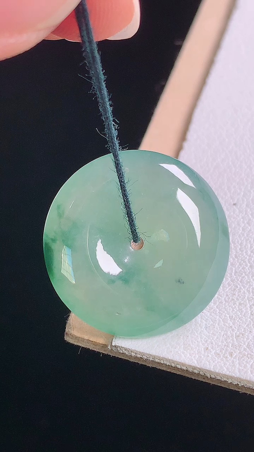 ️冰晴飘花平安扣，无裂，尺寸:20.2-5.4mm