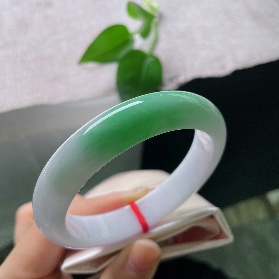 58.7/13/8.5，白底青正圈，水头好，底子干净细腻，福禄双全，细纹，56670a