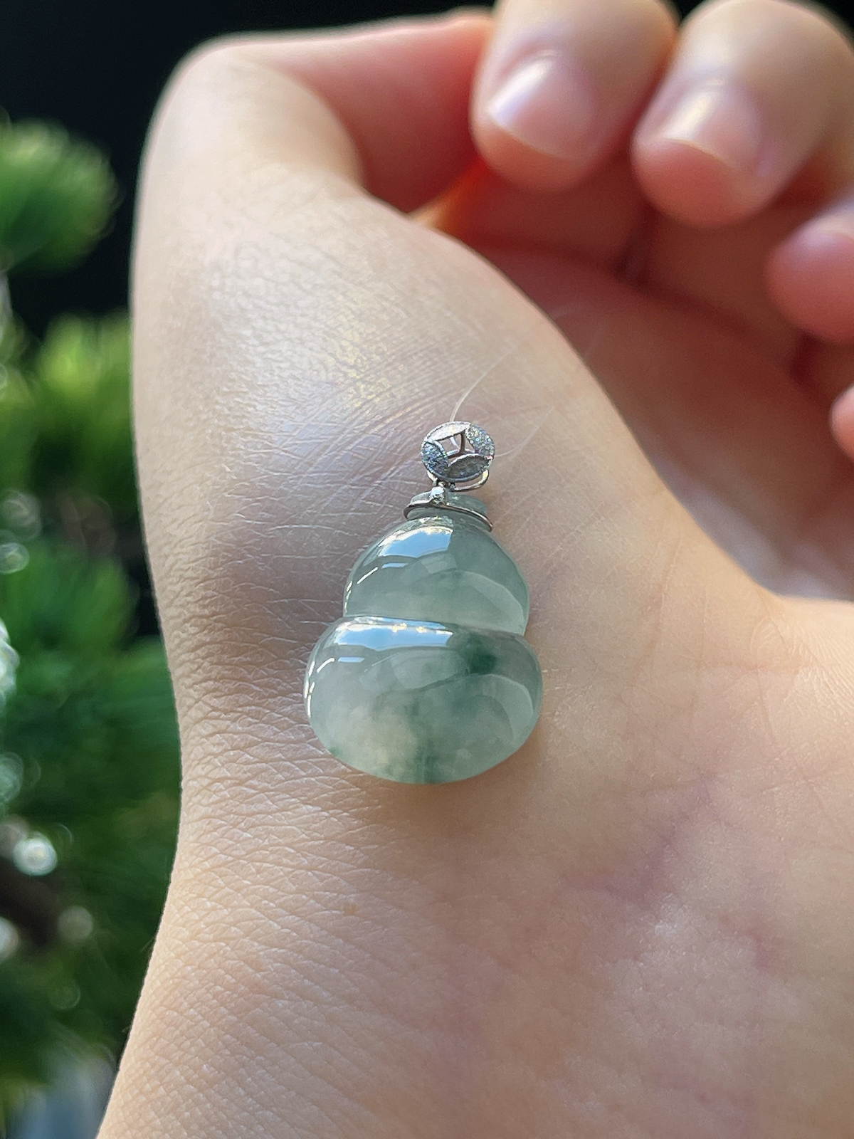 18k金翡翠冰糯种飘花葫芦挂件