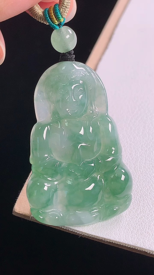 ️冰晴观音，无裂，尺寸:42.0-27.7-5.1mm 8